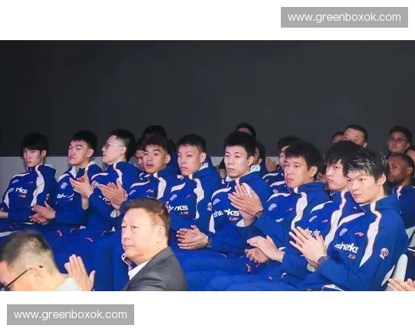 CBA新政压缩外援生存空间,上海男篮等四外援配置球队面临阵容精简压力 CBA新政压缩外援生存空间,上海男篮等四外援配置球队面临阵容精简压力